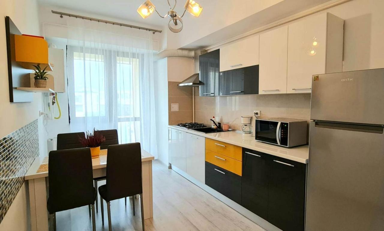 Karina New Flat Near Palas Mall Iasi Eksteriør bilde